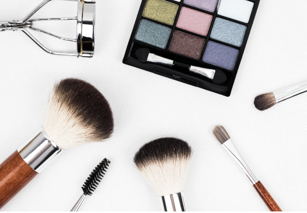 How to Refresh Your Makeup Look When Your Skin Tone Changes Over Time